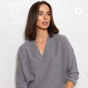 Parrish LA vneck COTTON sweater